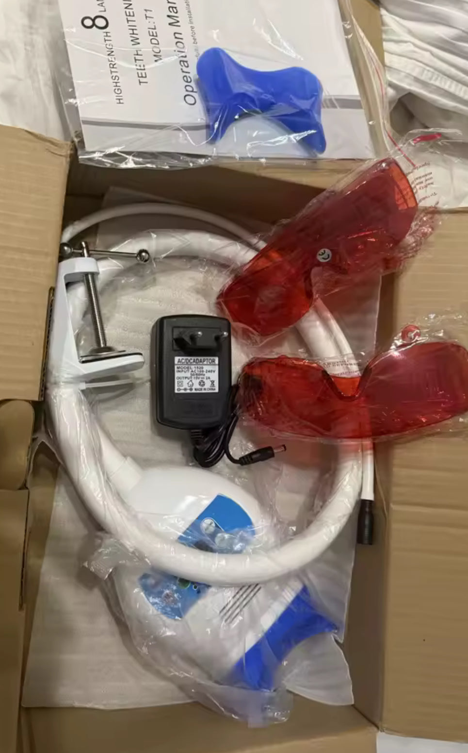 Professionelles Dental Kaltlicht-Zahnaufhellungsgerät mit LED-Technologie – Flexibler Behandlungsarm für Praxis und Studio