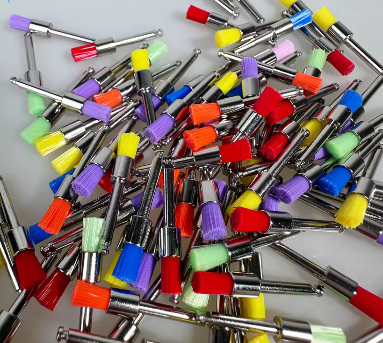 Einweg-Dental Polierbürsten Set 100 Stück Prophylaxe & Zahnpolitur